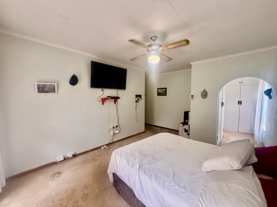 4 Bedroom Property for Sale in Schoemansville North West